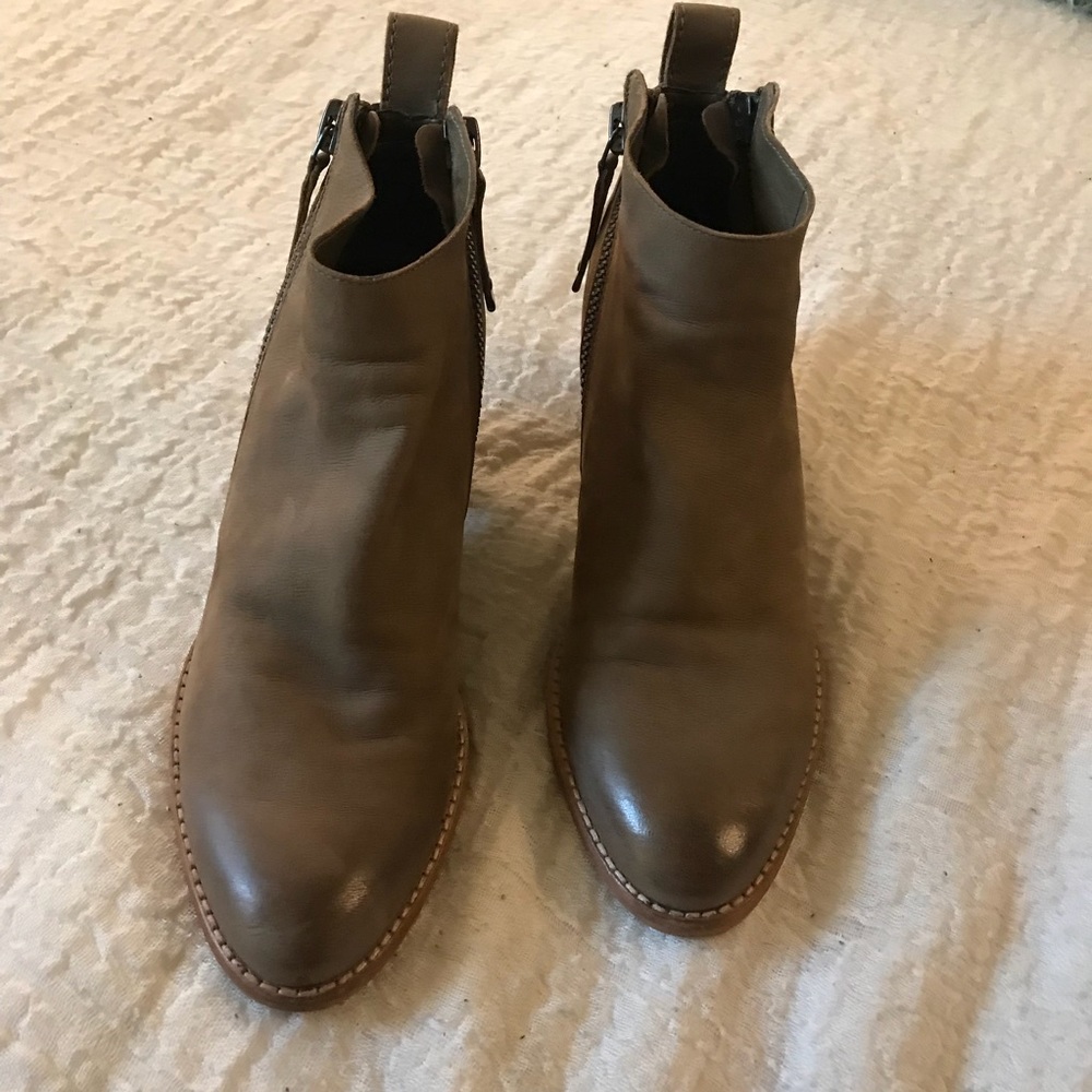 Dolce Vita Double Zipper Booties